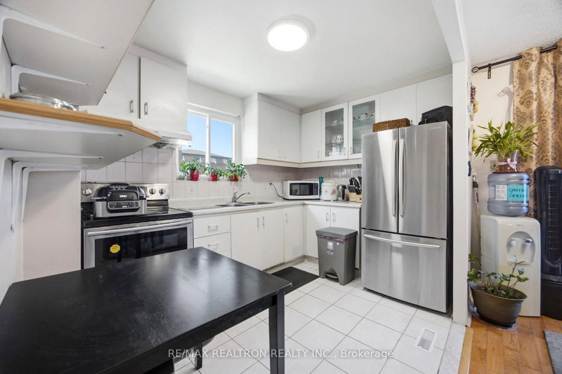 12 San Vito Way