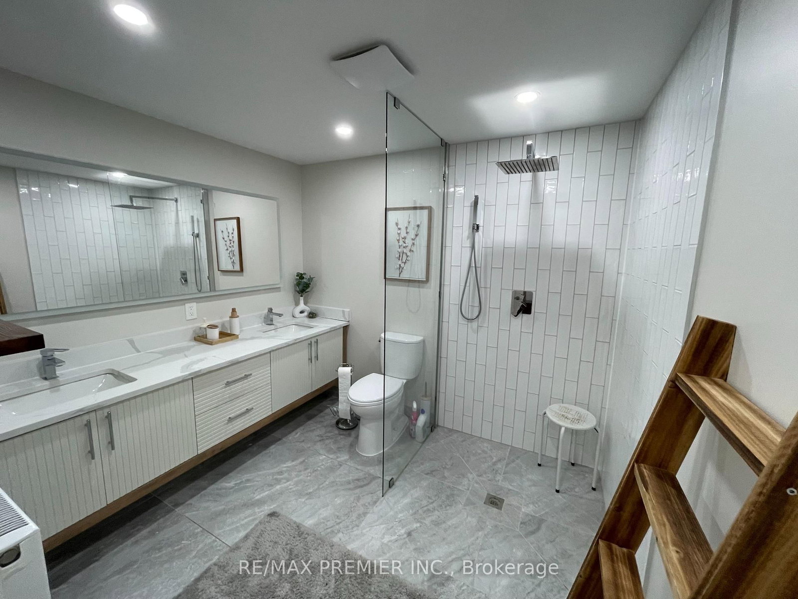 38 Gilley Road, Unit Bsmt - Photo 13