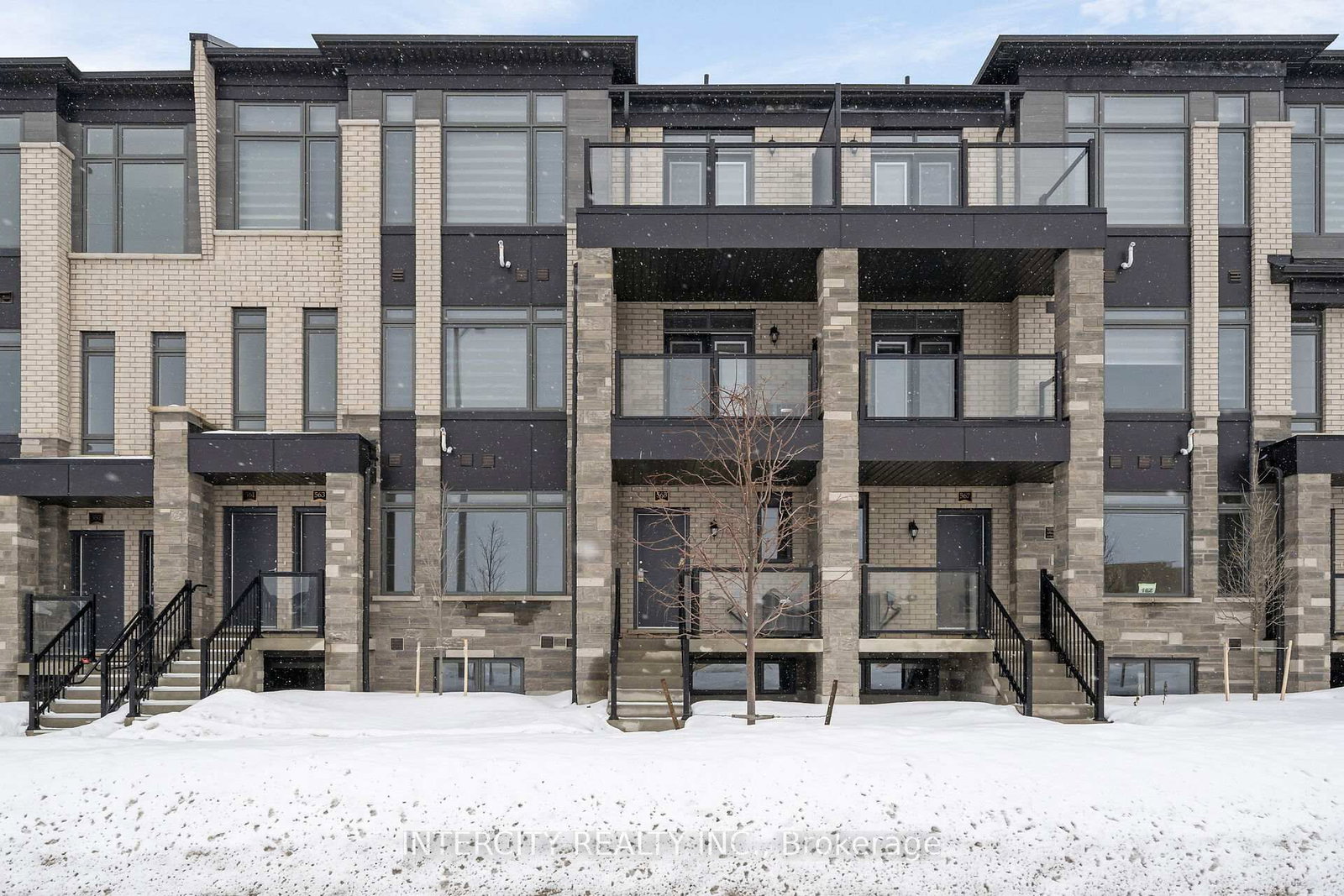 565 Tim Manley Avenue, Unit 13z