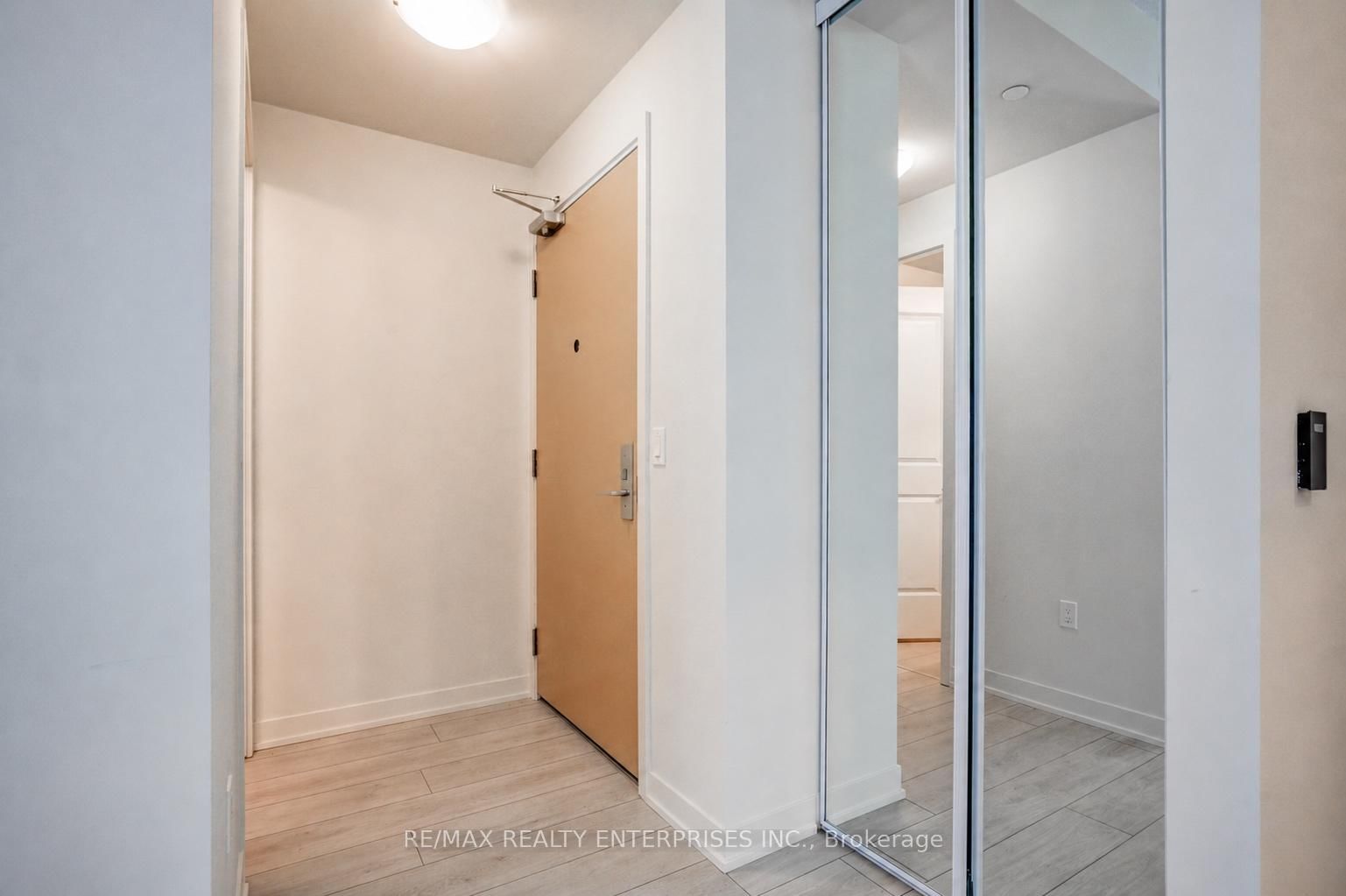38 Annie Craig Drive, Unit 3707 - Photo 2