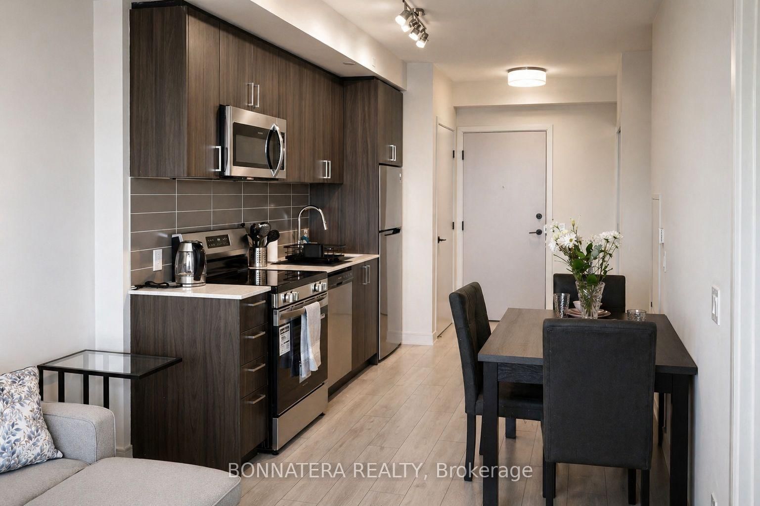 8020 Derry Road, Unit 1006 - Photo 7