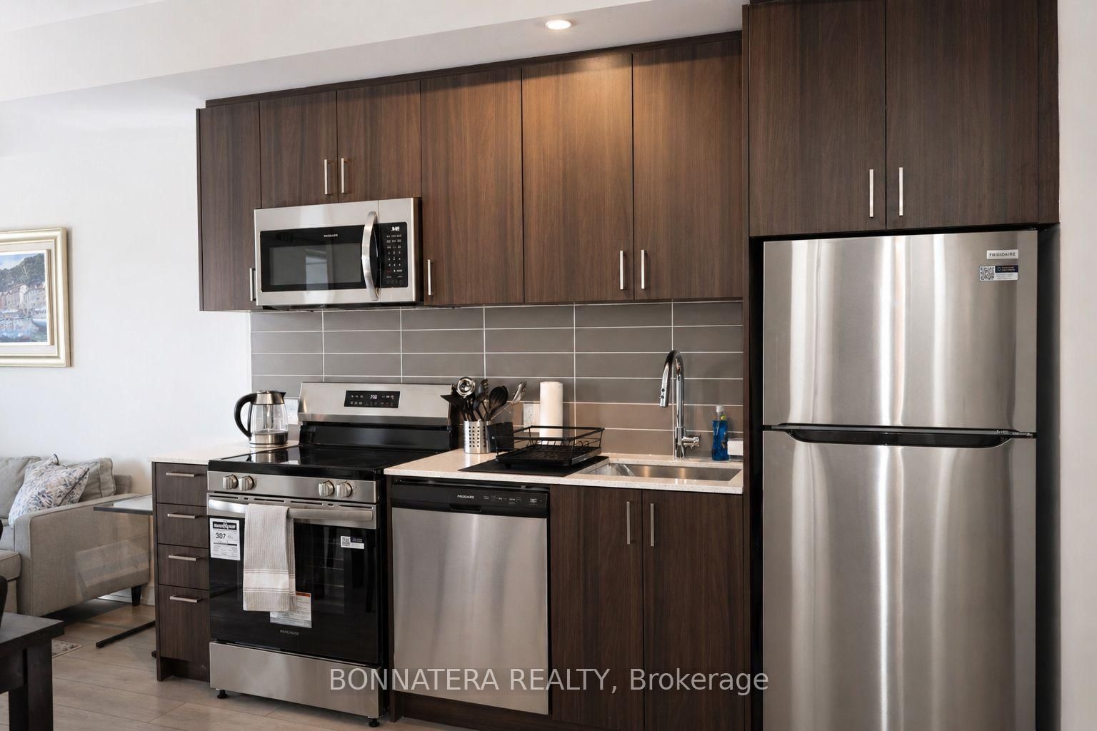 8020 Derry Road, Unit 1006 - Photo 8