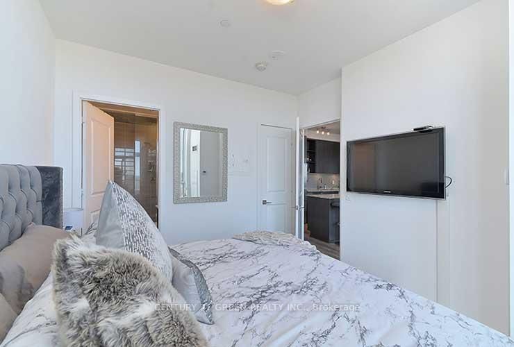 4655 Glen Erin Drive, Unit Ph 4 - Photo 31