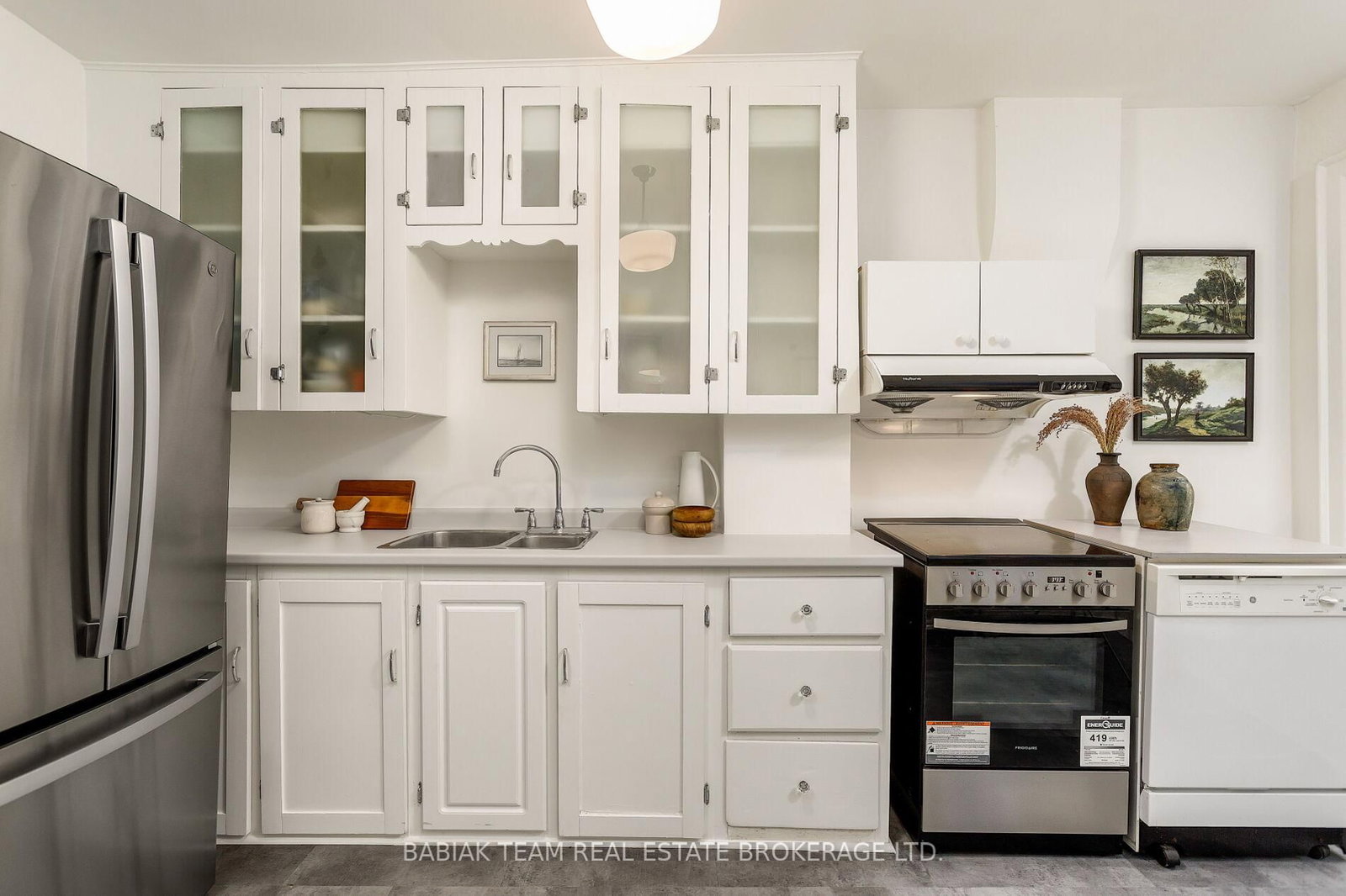 229 Clendenan Avenue - Photo 14