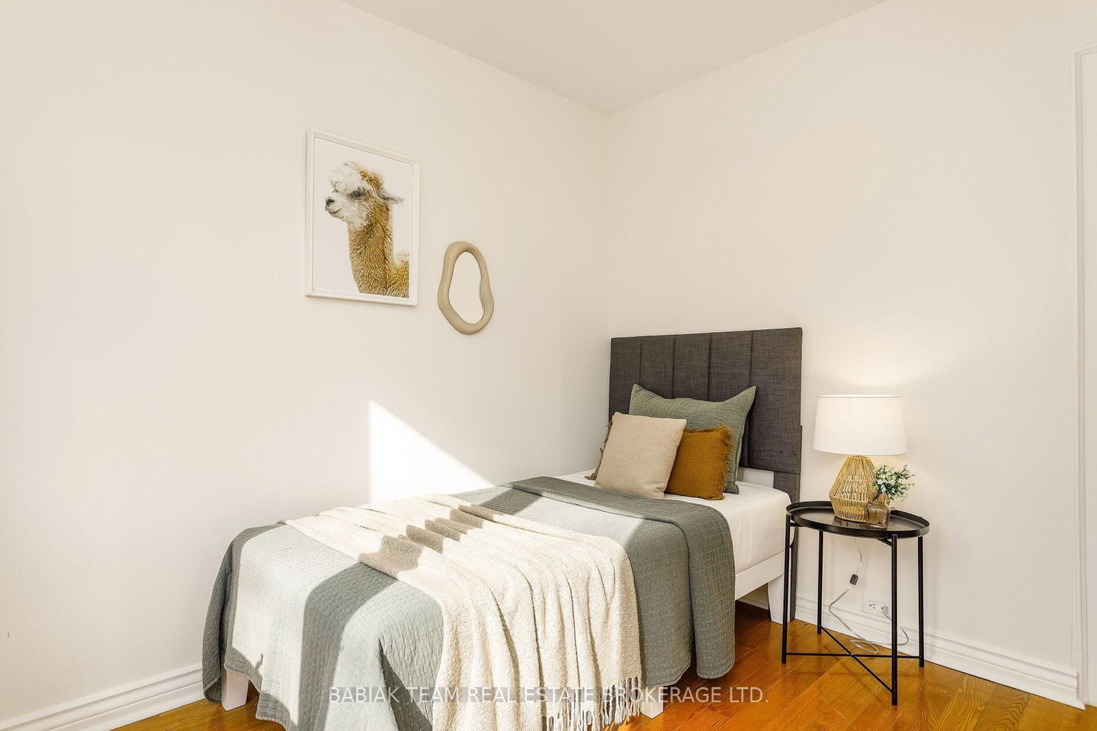 229 Clendenan Avenue - Photo 24