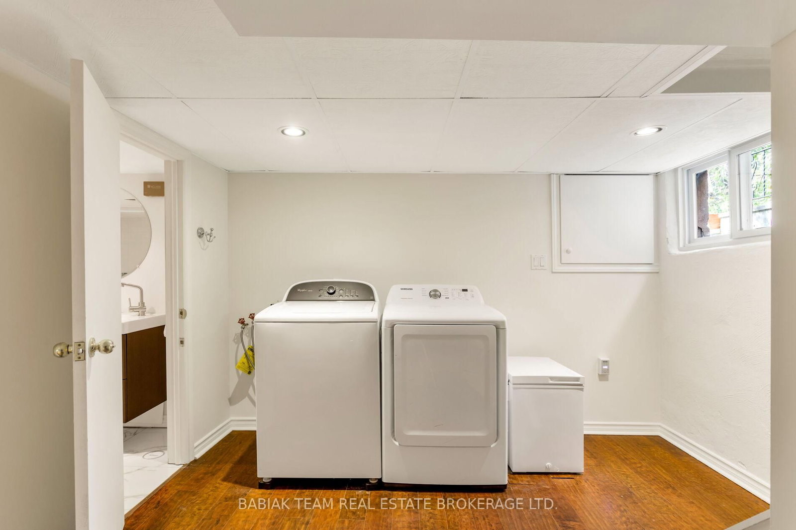 229 Clendenan Avenue - Photo 32