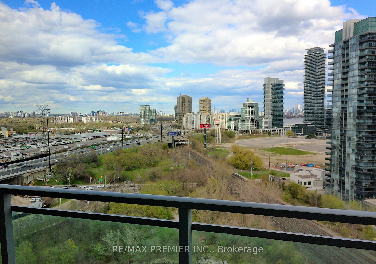 165 Legion Road N, Unit 1525 - Photo 14