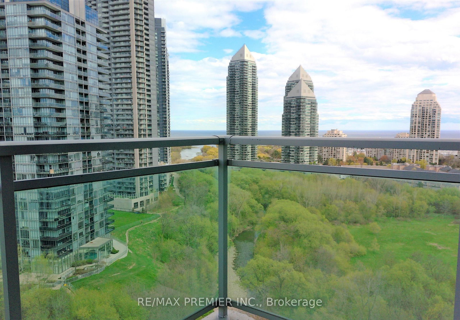 165 Legion Road N, Unit 1525 - Photo 16