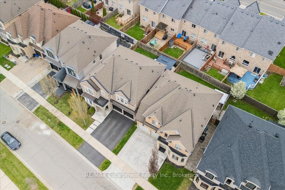 2400 Spring Meadow Way • Oakville, ON photo 48