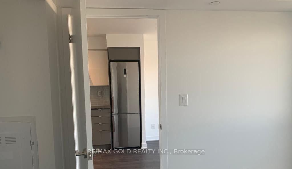 160 Flemington Road, Unit 1208 - Photo 6
