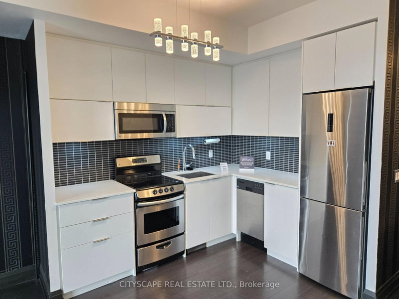 56 Annie Craig Toronto,ON M8V 0C8 — Photo 10