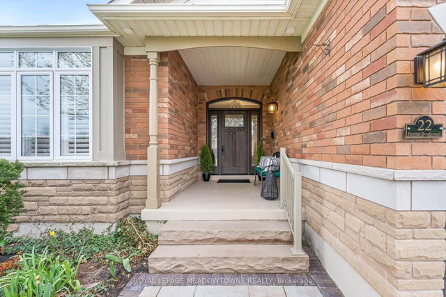 22 Berton Boulevard