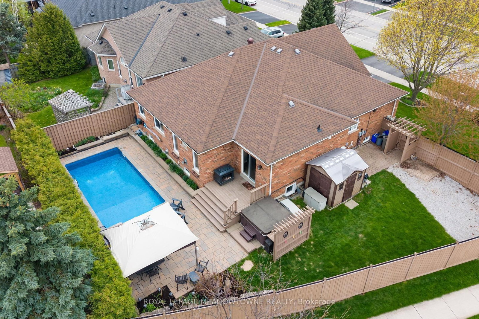 22 Berton Boulevard - Photo 45