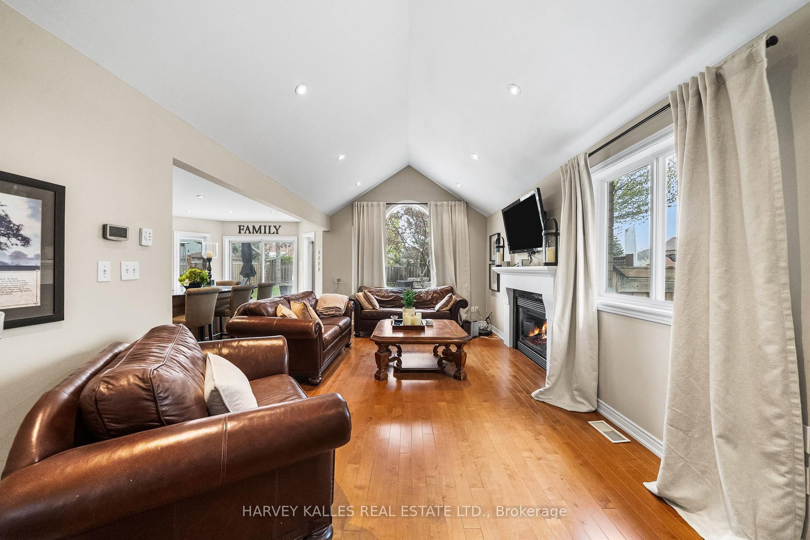 2139 Bushtrail Court - Photo 8