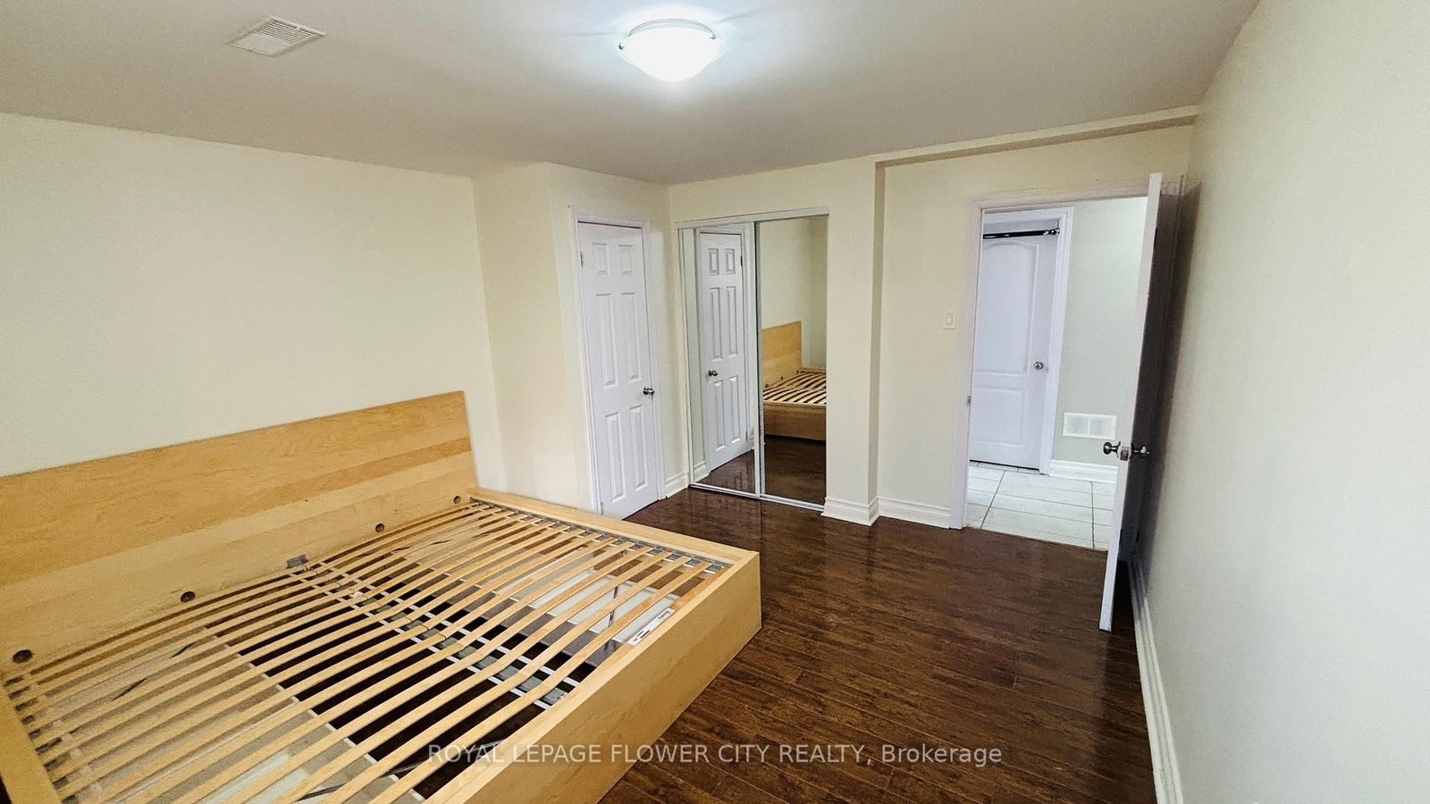 952 Clark Boulevard - Photo 9