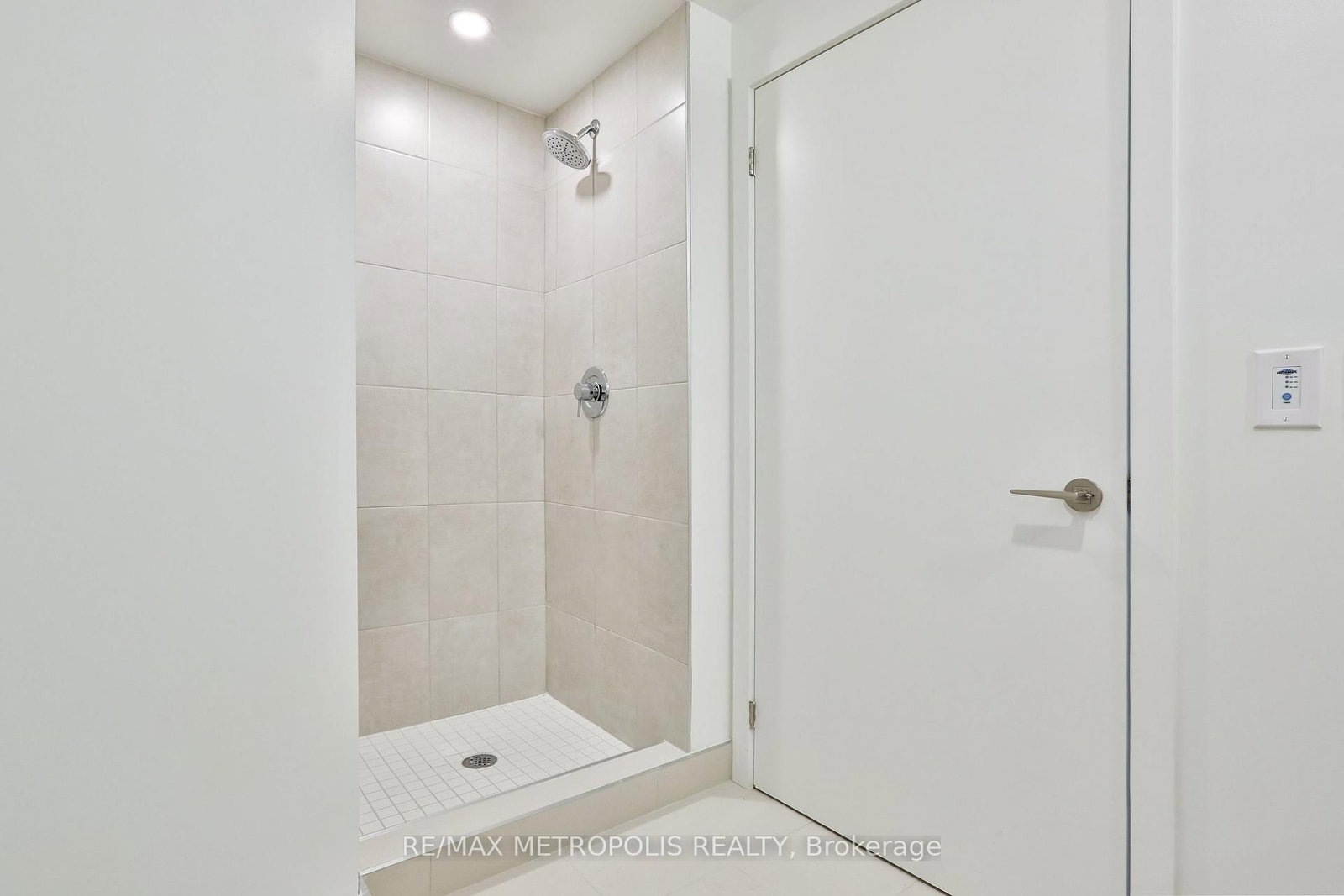 1195 The Queensway, Unit 905 - Photo 13