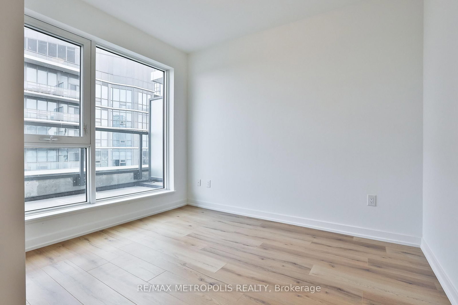 1195 The Queensway, Unit 905 - Photo 9