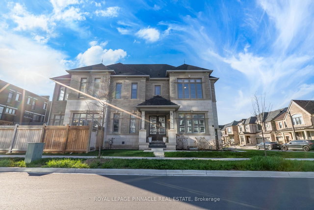 1504 Yellow Rose Circle