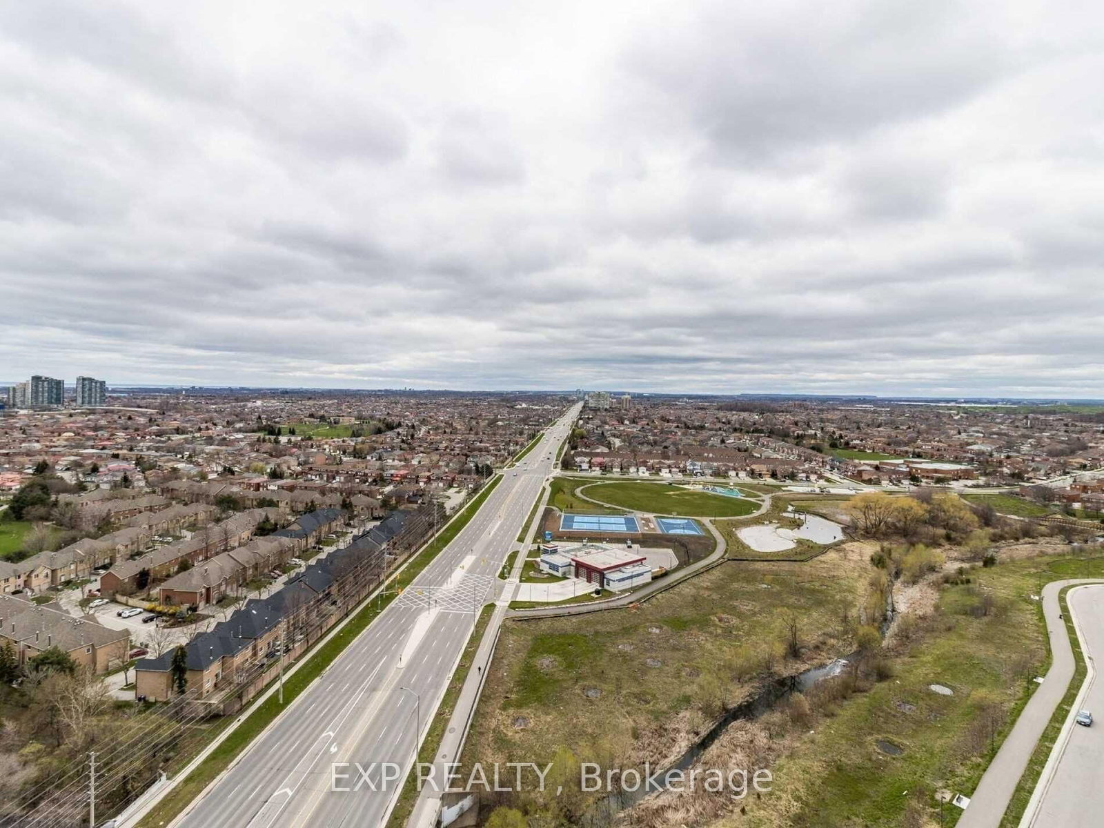 75 Eglinton Avenue W, Unit 2005 - Photo 17