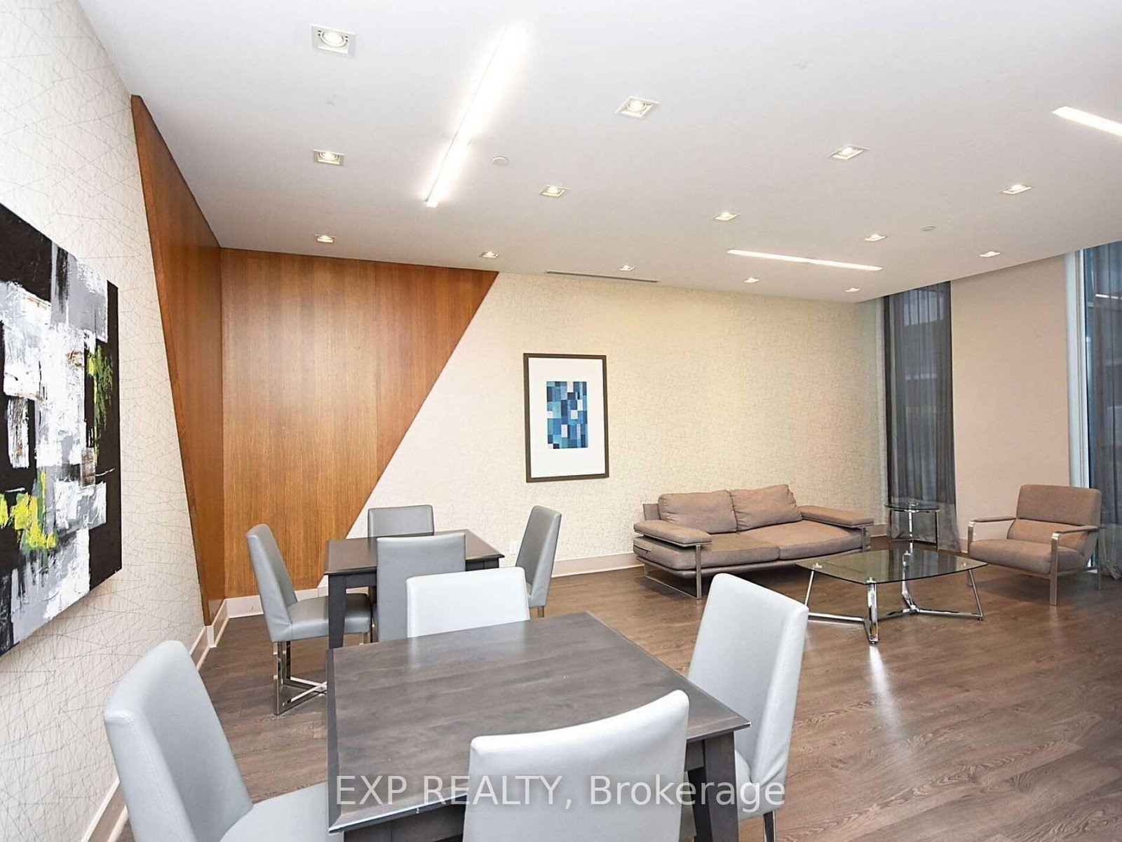 75 Eglinton Avenue W, Unit 2005 - Photo 33