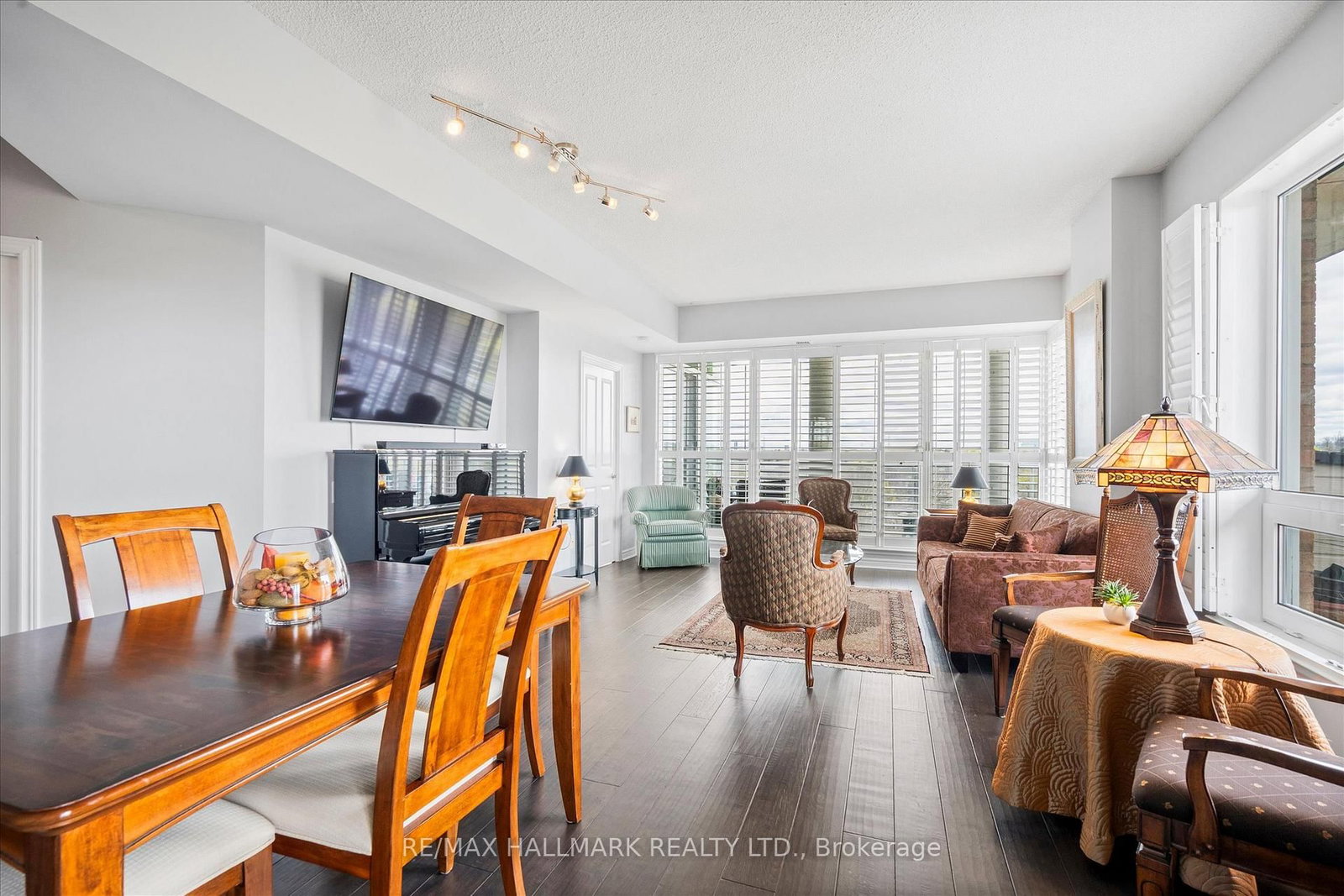 350 Mill Road, Unit 611 - Photo 8