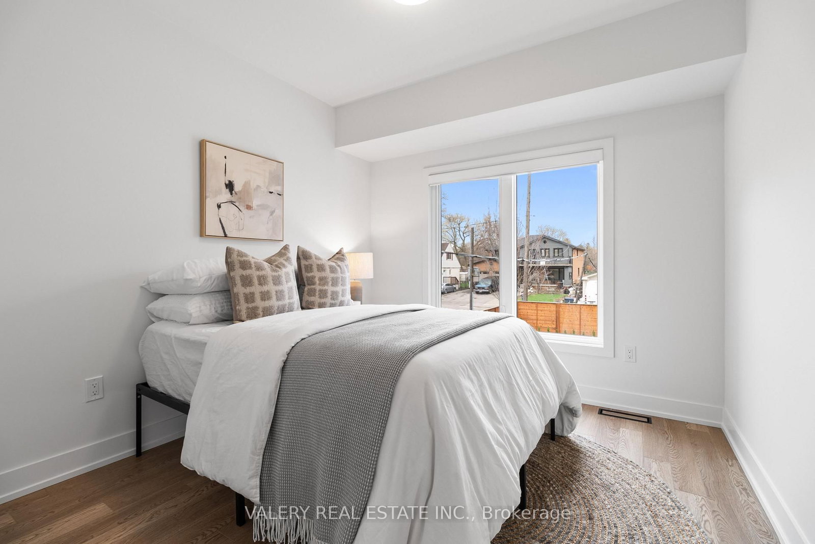 15 Acorn Avenue, Unit 5 - Photo 17