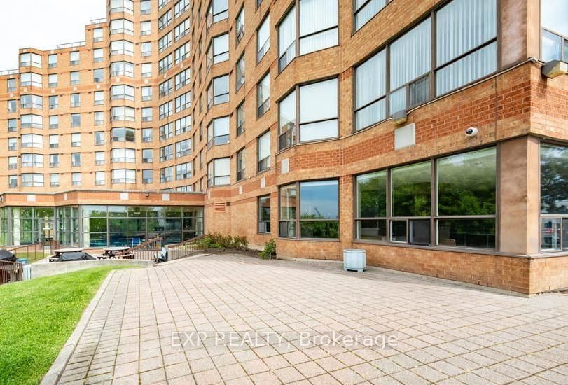 6 Humberline Drive, Unit 621 - Photo 39