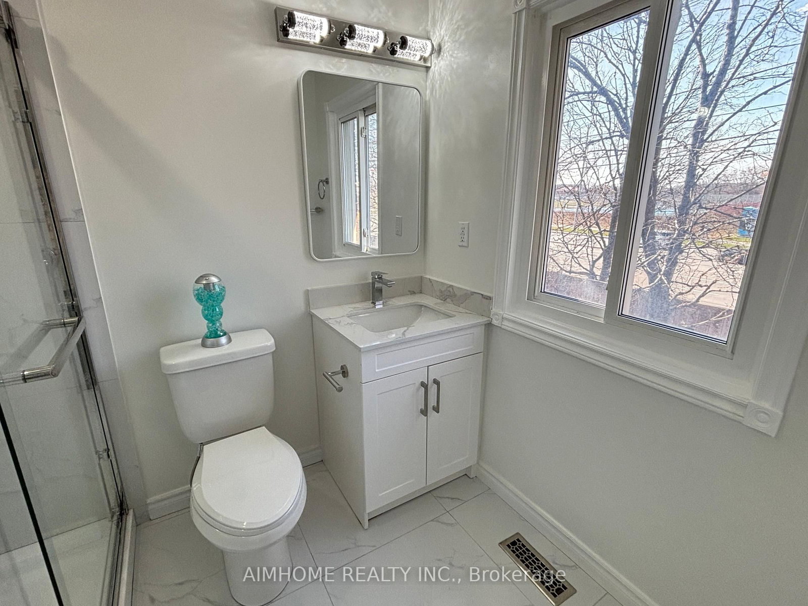 4635 Regents Terrace, Unit 23 - Photo 13