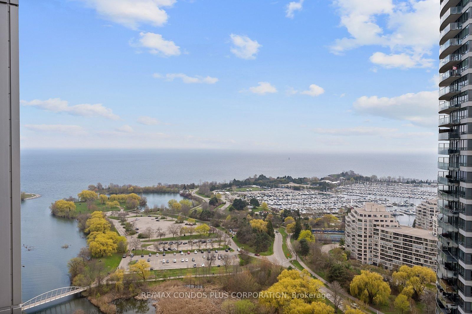 2212 Lakeshore Boulevard W, Unit 3206