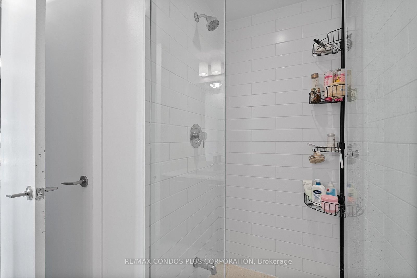2212 Lakeshore Boulevard W, Unit 3206 - Photo 17