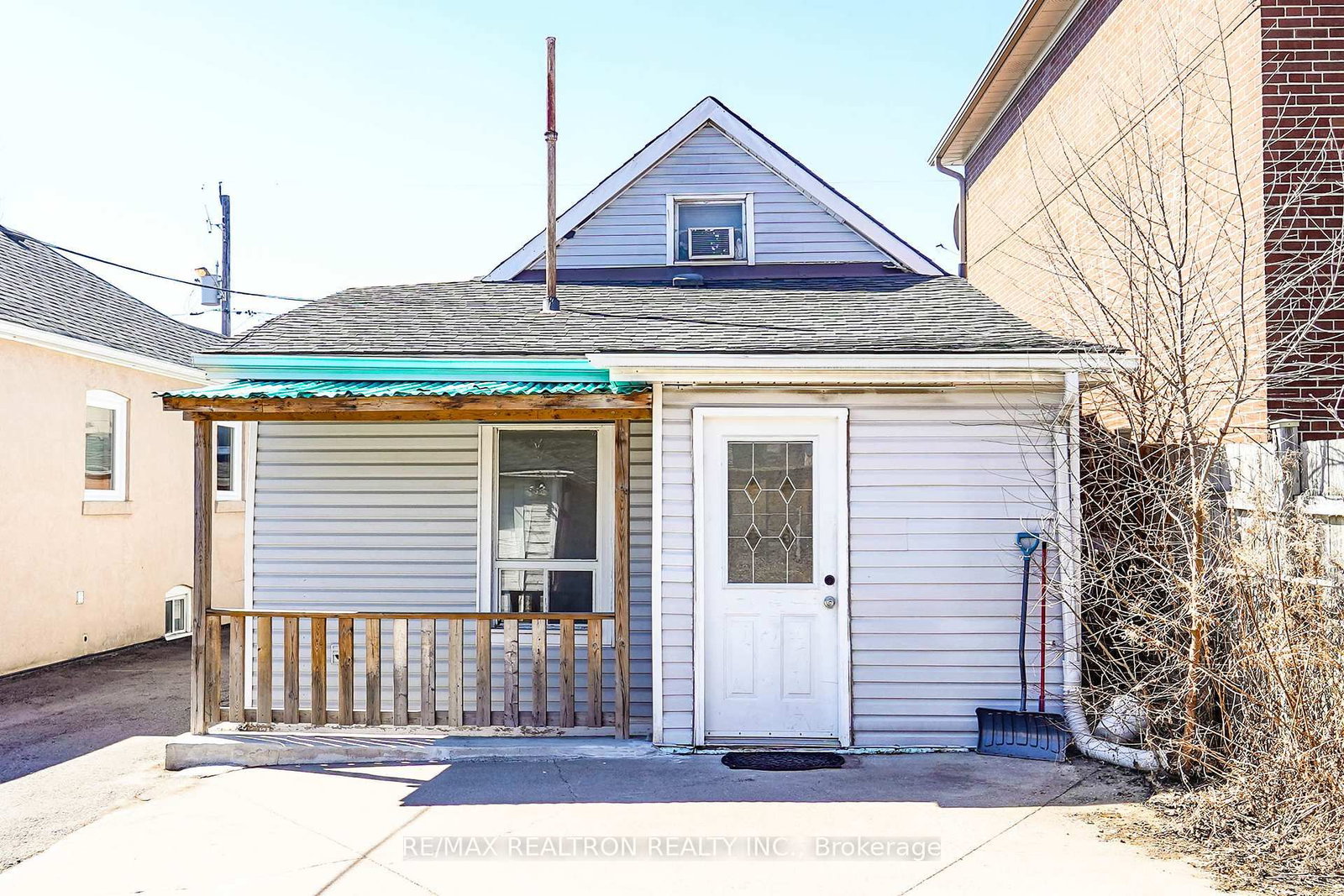 47 Greendale Avenue, Unit Lower - Photo 12