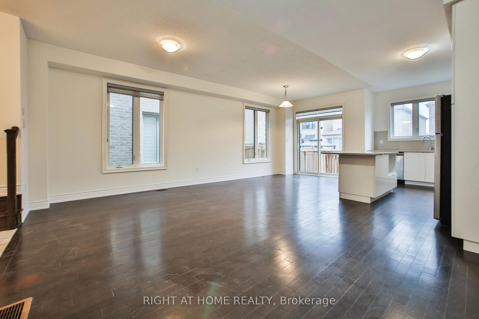 25 HUBBELL Road, Unit UPPER - Photo 10