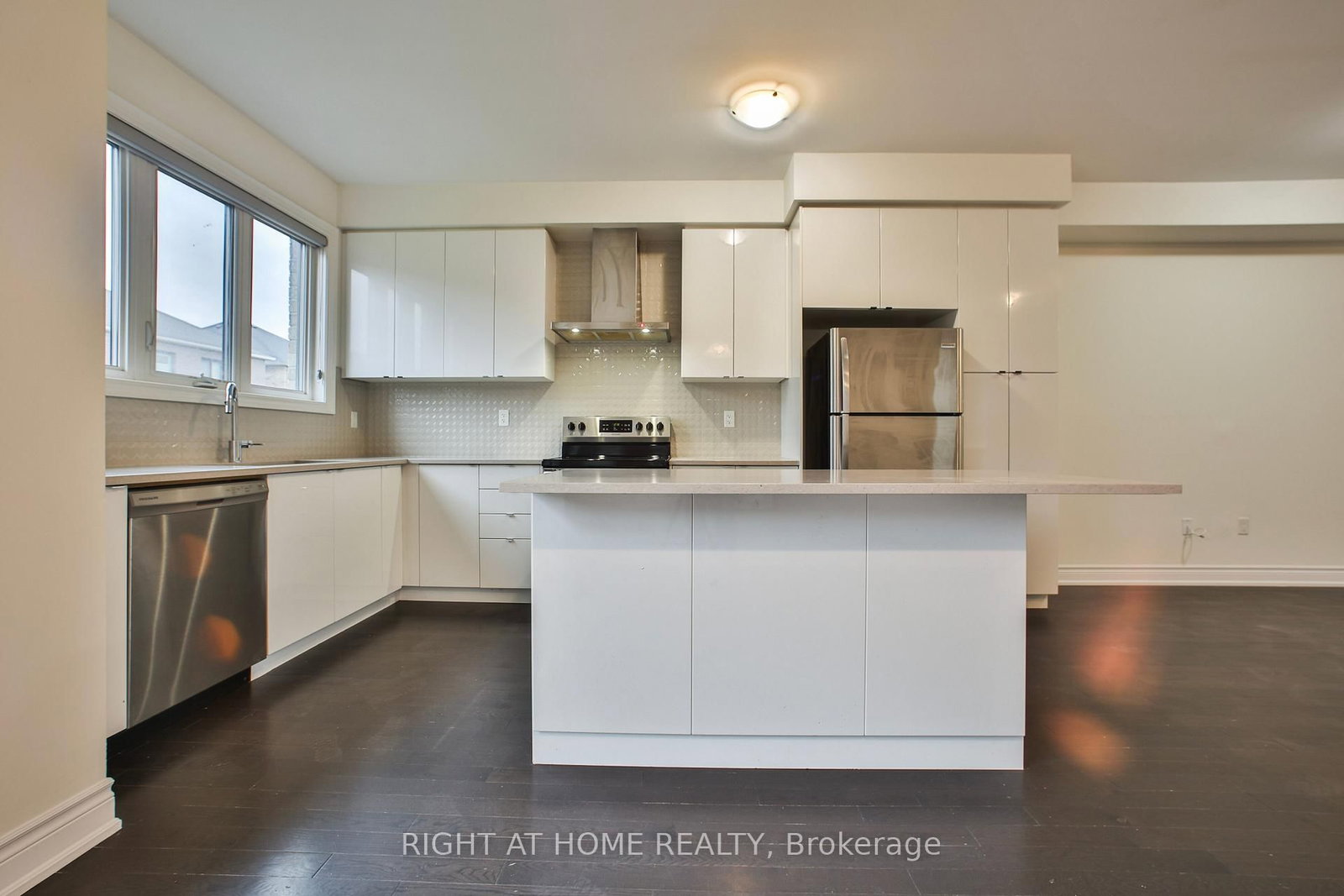25 HUBBELL Road, Unit UPPER - Photo 14