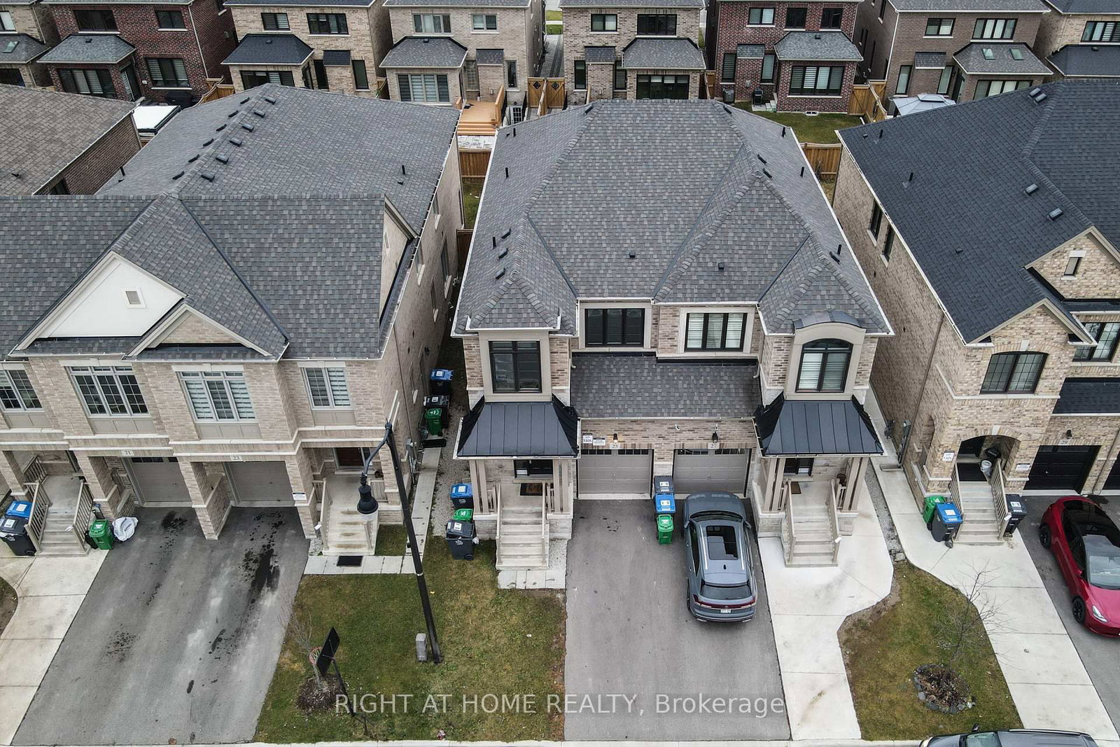 25 HUBBELL Road, Unit UPPER - Photo 2