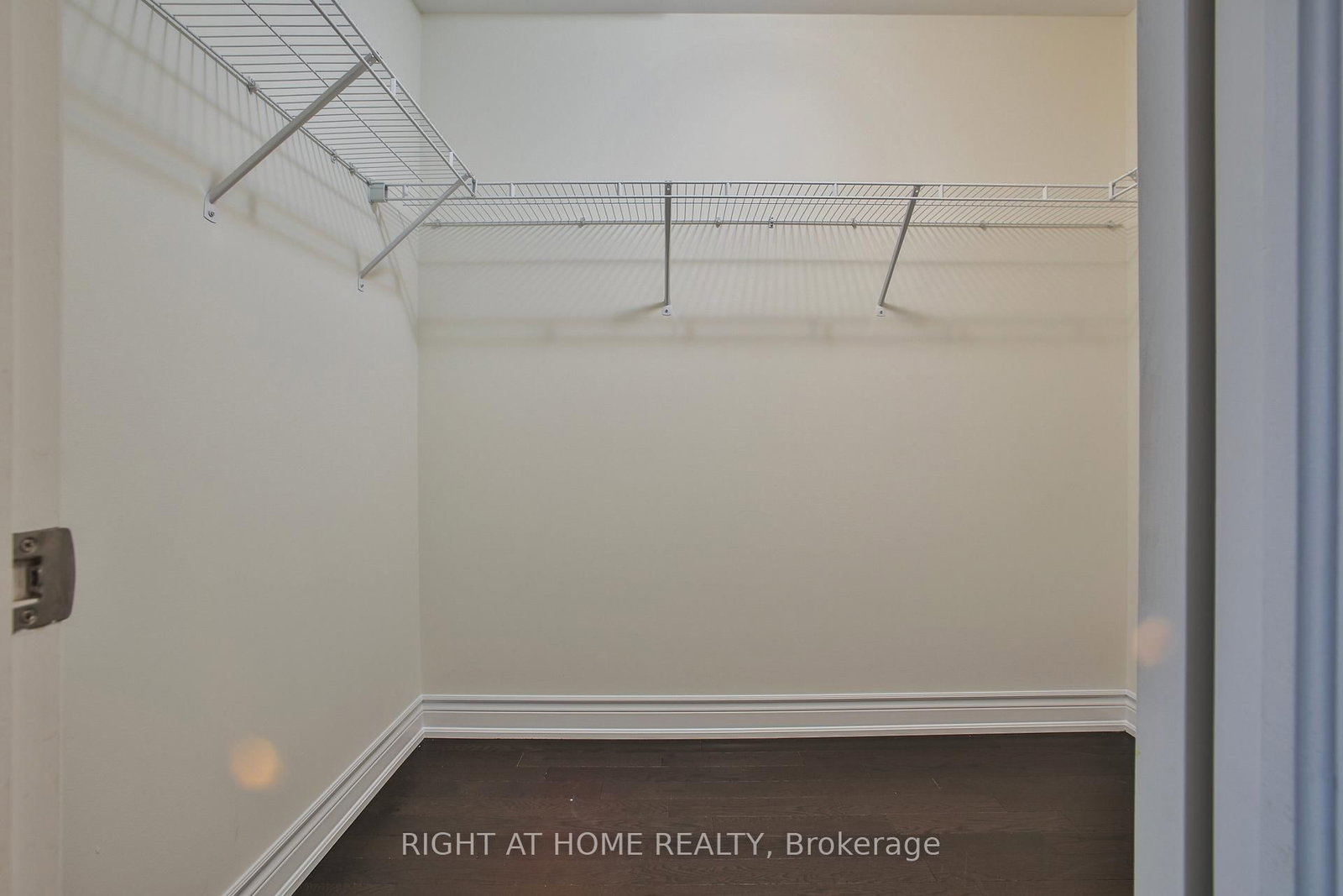25 HUBBELL Road, Unit UPPER - Photo 32