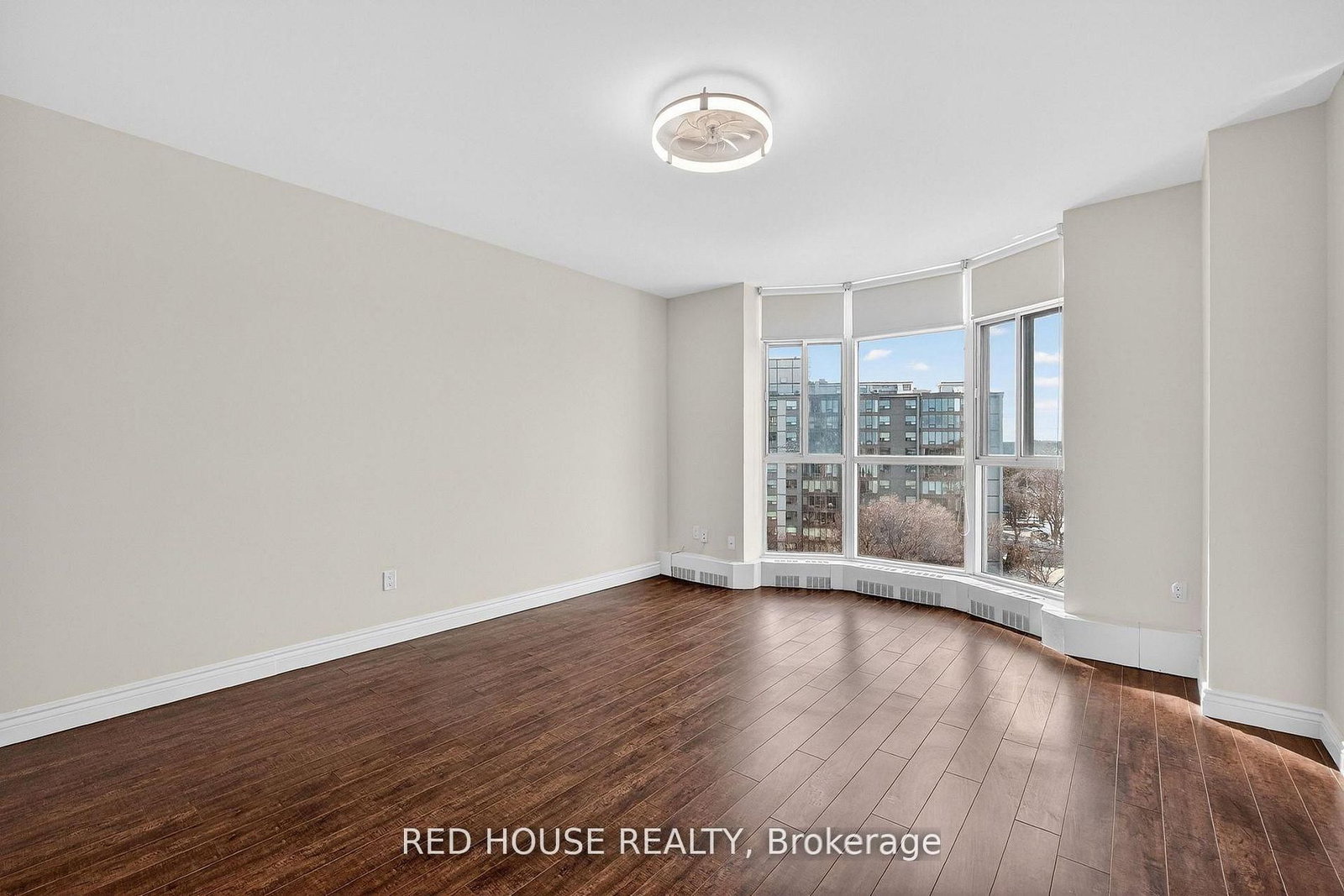 5250 Lakeshore Road, Unit 809 - Photo 23