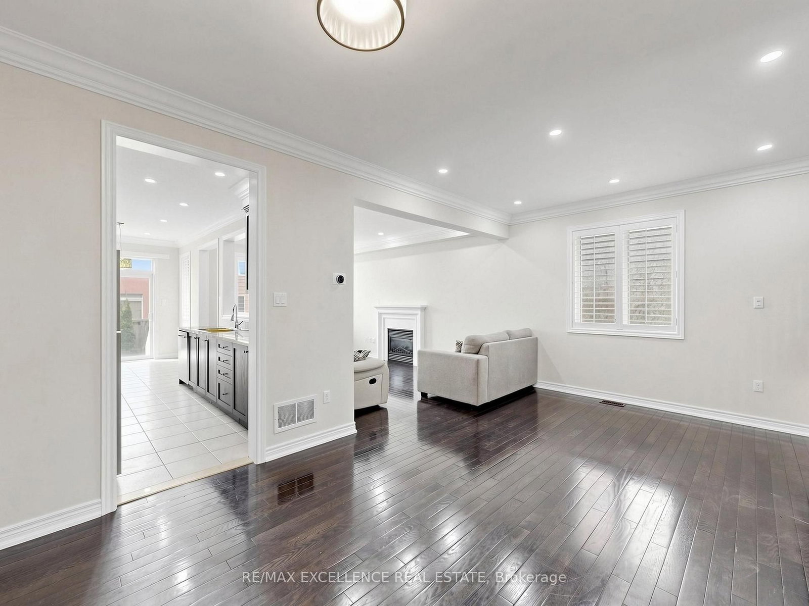 61 Campwood Crescent - Photo 10