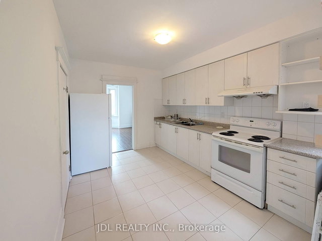 201 - 1294 Bloor Street W