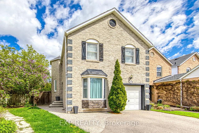 1225 Hedgestone Crescent