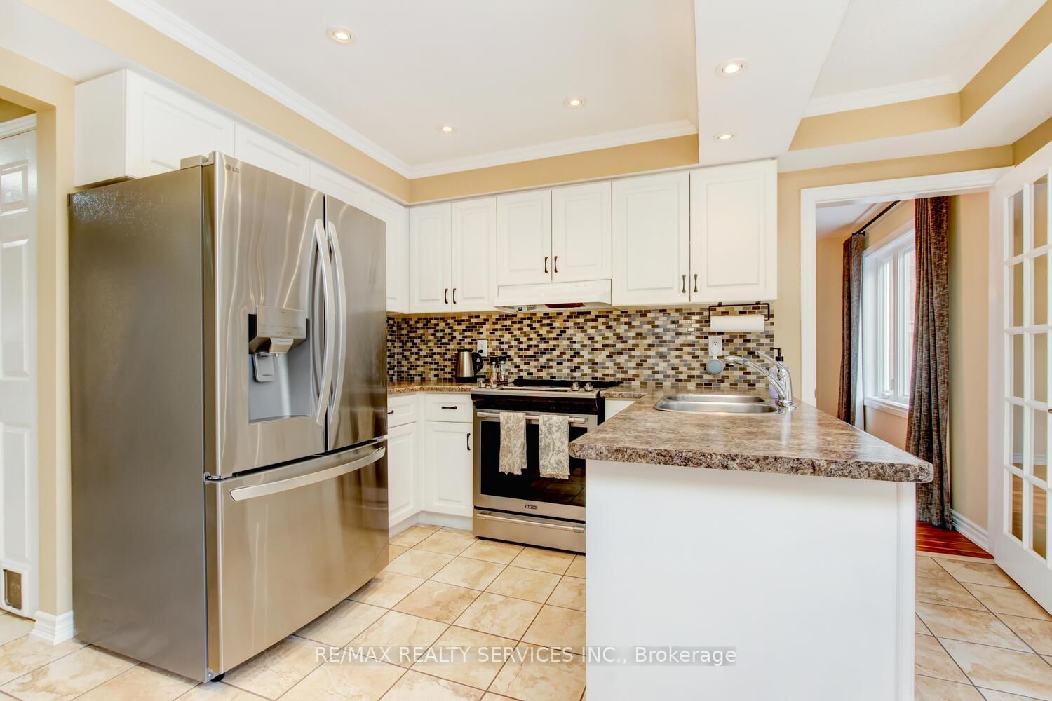 28 Chickadee Crescent - Photo 10
