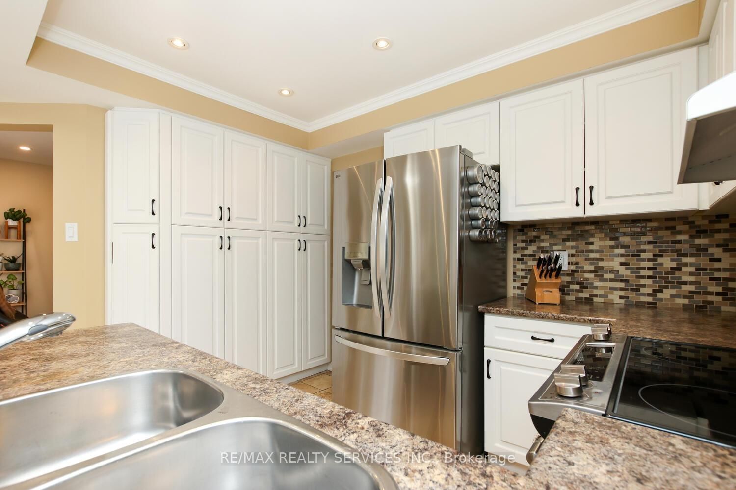 28 Chickadee Crescent - Photo 11