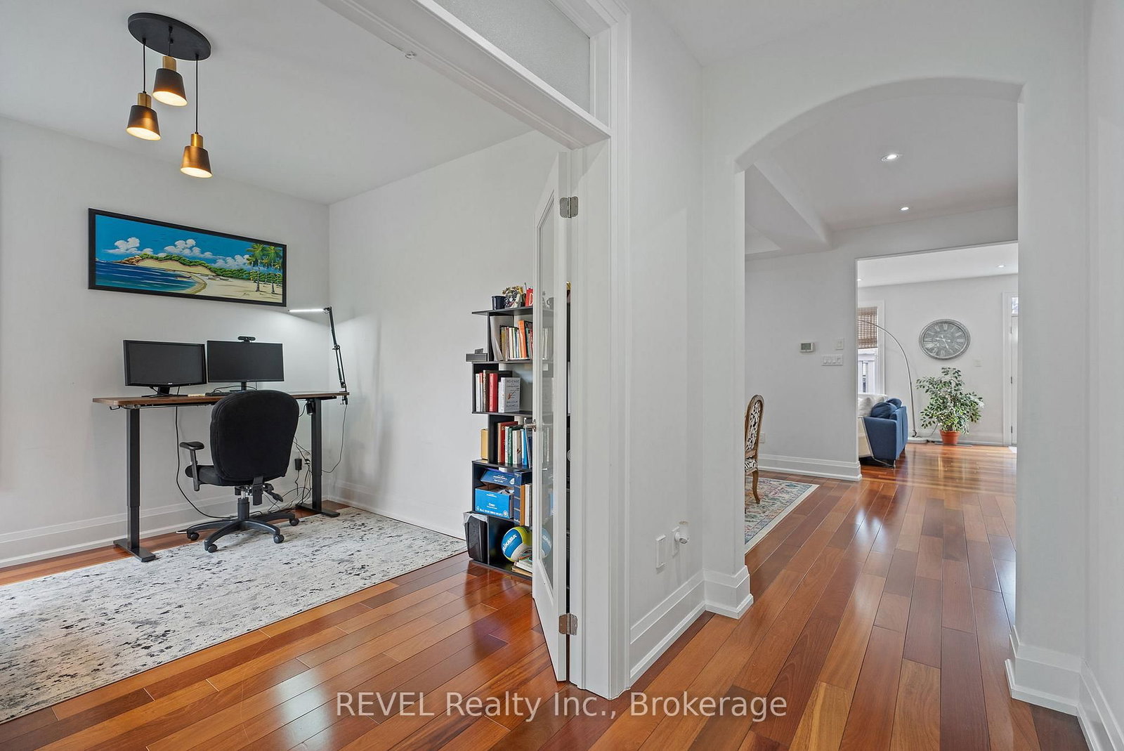 401 Schreyer Crescent • Milton, ON photo 6