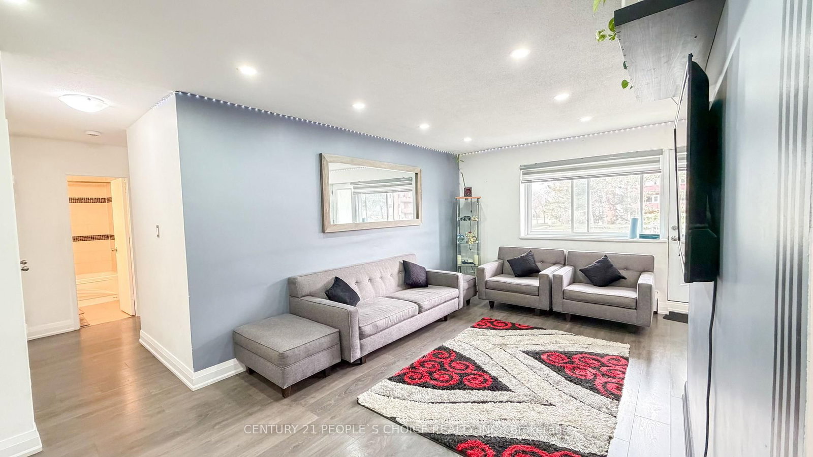2485 Woking Crescent, Unit 201