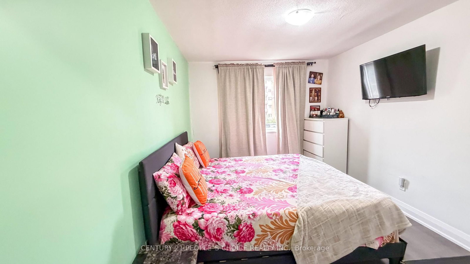2485 Woking Crescent, Unit 201 - Photo 13