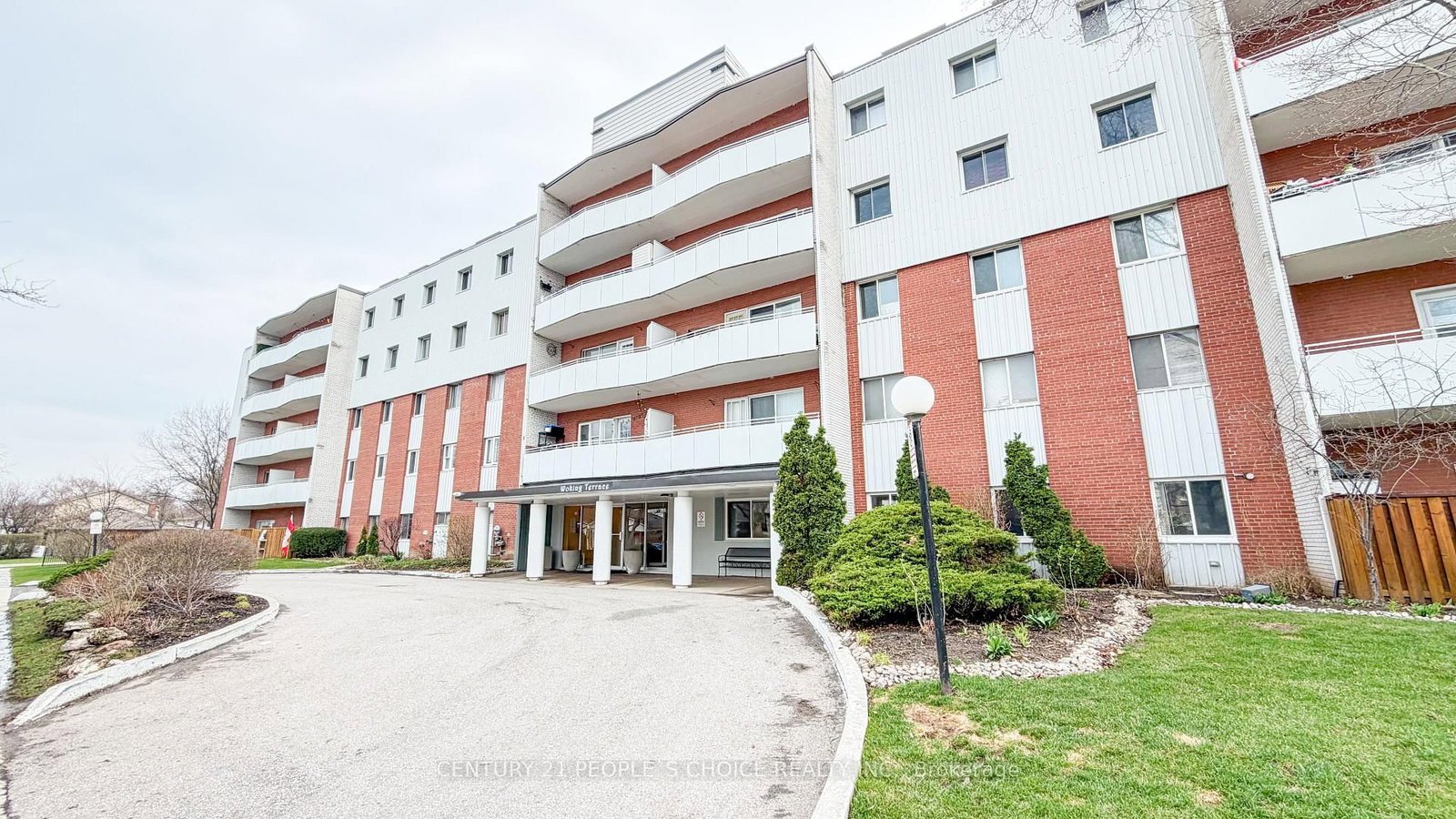 2485 Woking Crescent, Unit 201 - Photo 21