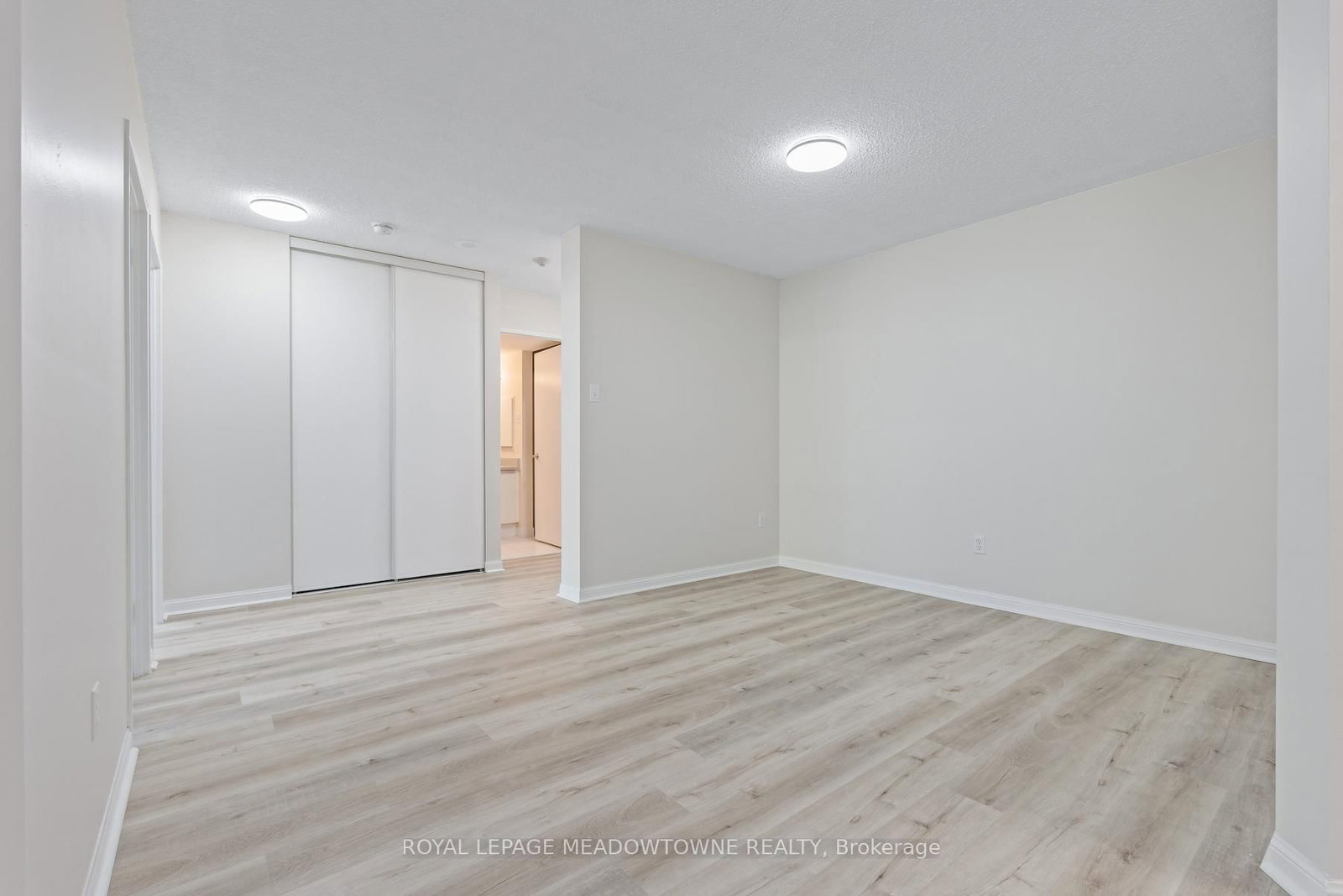 10 Laurelcrest Street, Unit 104 - Photo 10