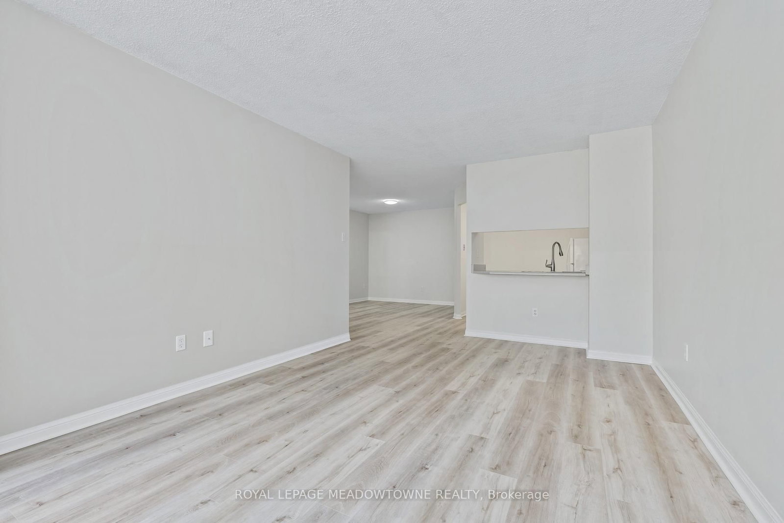 10 Laurelcrest Street, Unit 104 - Photo 16