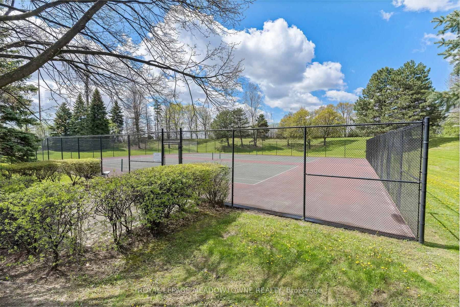 10 Laurelcrest Street, Unit 104 - Photo 36