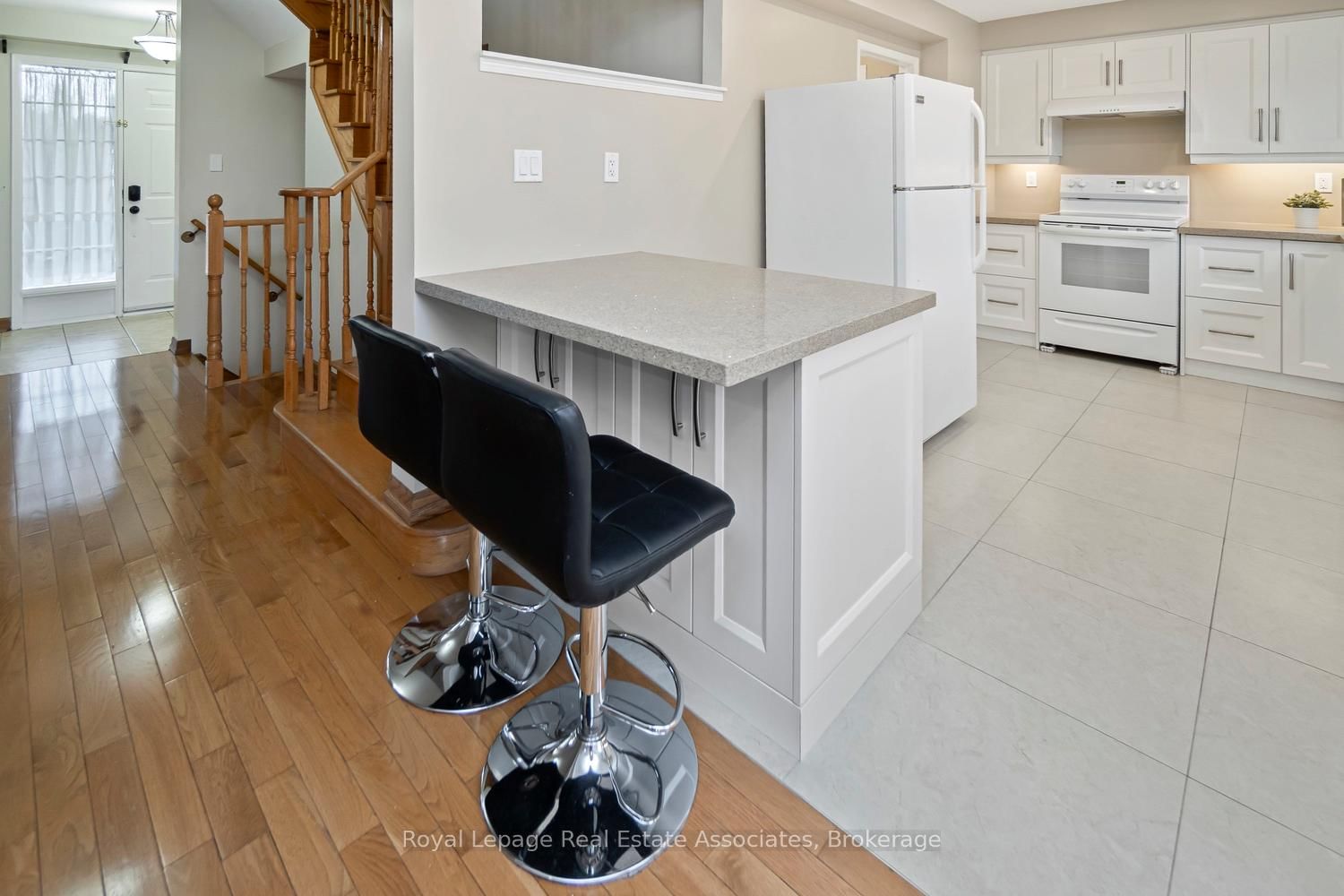 199 Hillcrest Avenue, Unit 3 - Photo 14