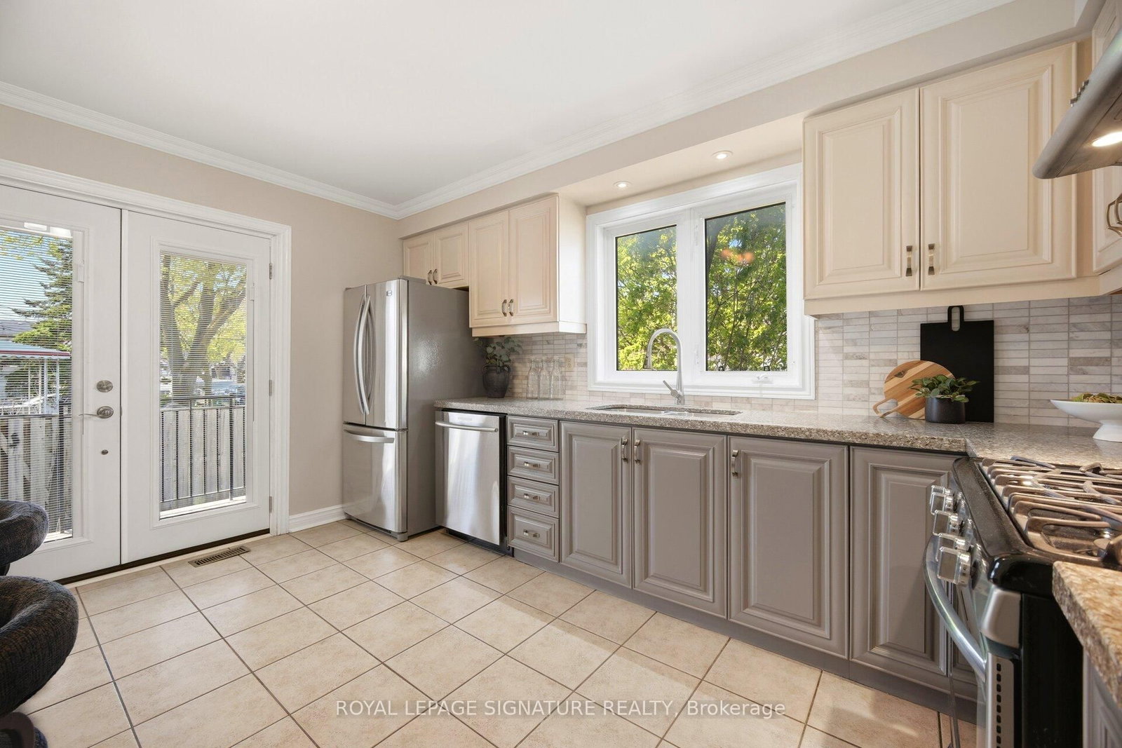 189 Aileen Avenue - Photo 17